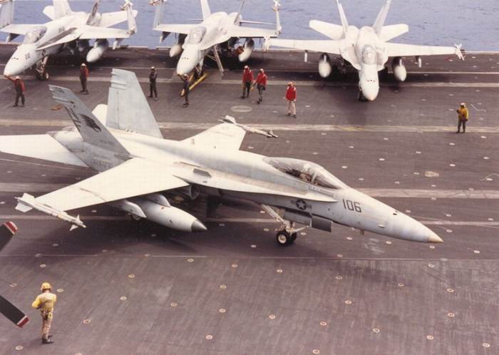 F/A-18A Hornet ~ VFA-195 Dambusters ~ USS Midway