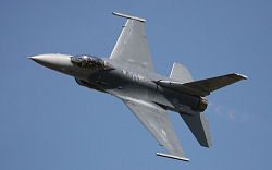 2009 ~ Viper West F-16 Fighting Falcon, SerNo. 88-0533, Deke Slayton Airfest, La Crosse, WI
